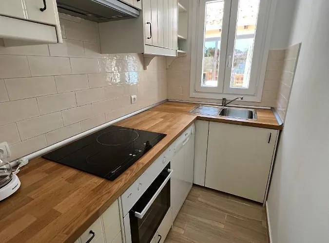 Casa Montse Nyaraló