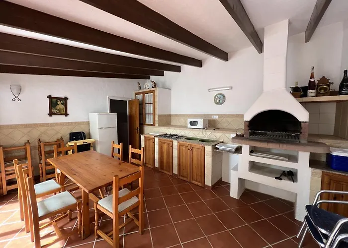 Casa Montse Nyaraló *